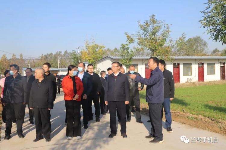 丁向東調研中國農業科學院鄭州果樹研究所蘭考試驗示范基地